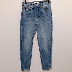 Kancan Jeans Women Size 26 Straight Leg Medium Wash Mid Rise